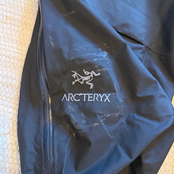 Arc'teryx Men's Gortex Ski Pants - Picture 5 of 11